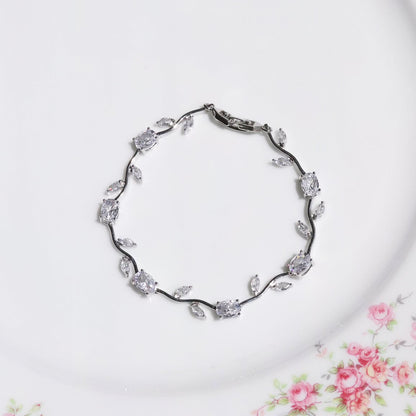 Bracelet femme raffiné avec pierres décoratives _Sofia